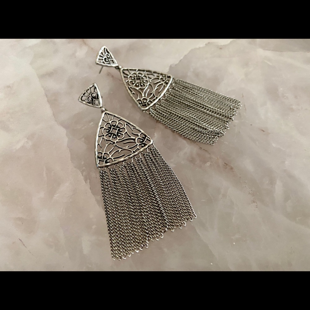 Kendra Scott Ana Earrings